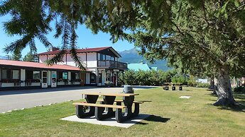 Yellowhead Motel