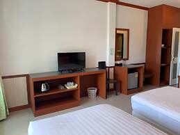 Breeze Hill Hotel