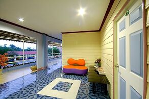 Homeland Resort