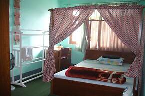 Sanu House Hostel & Homestay