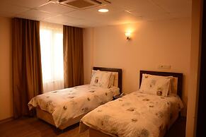 STS Hotel