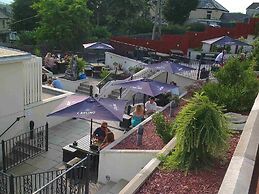 The Fountain Inn