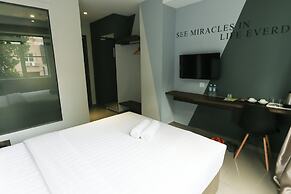 Hotel 99 - Kota Kemuning