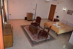 Thebes Hotel Luxor