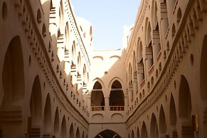 Embrace Hotel