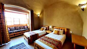Embrace Hotel