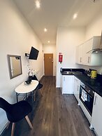 Fox House, Studio Apartments