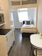 Fox House, Studio Apartments