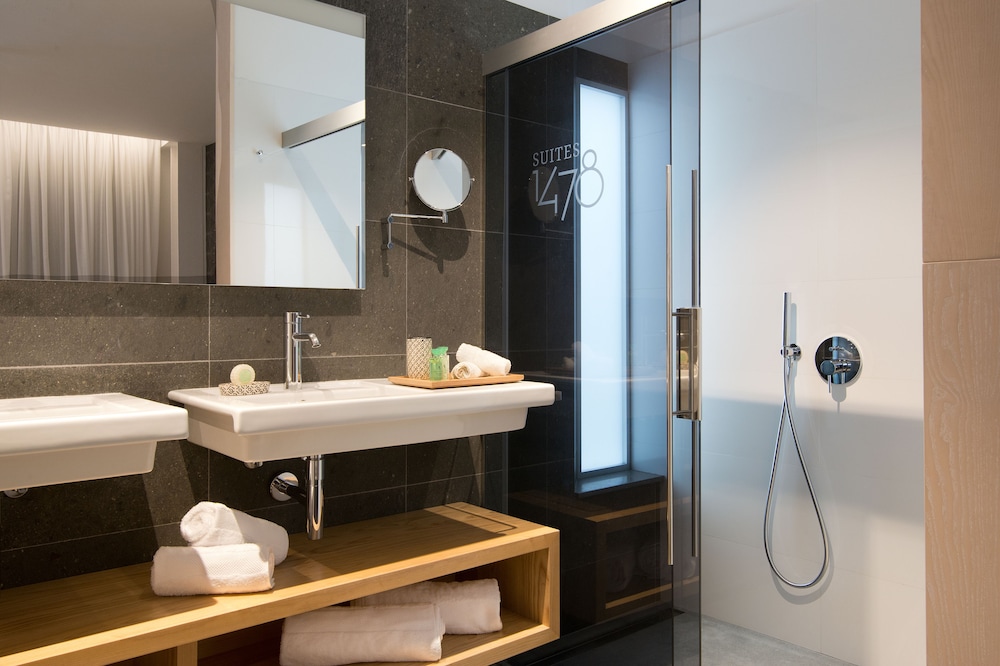 Suites 1478