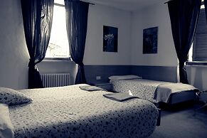 Hotel Alpino