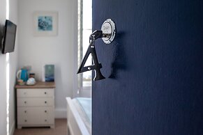 No 98 Boutique Hotel