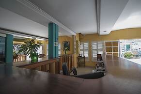 Hotel Santana