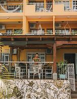 Hotel Santana