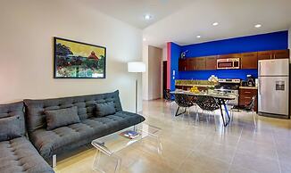 Rainbow Penthouse 2 bedrooms sleeps 5