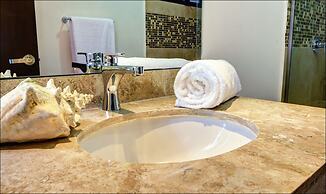 Anita 2 bedroom apartment sleeps 5
