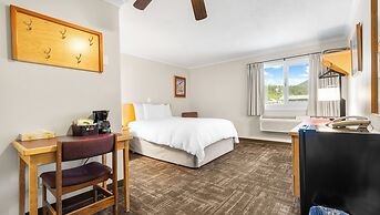 The Lodge at Arrow Lakes