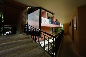 Hotel on Hilltop