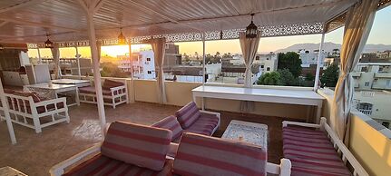 Senmut Luxory Apartments