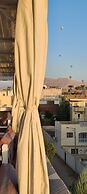 Senmut Luxory Apartments