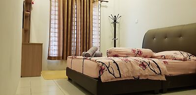 Fahaz Taiping Homestay