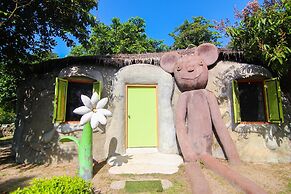 Naidee Sculptured Huts