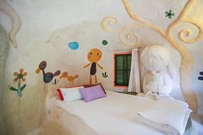 Naidee Sculptured Huts