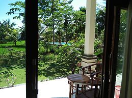 Villa Taman Padi