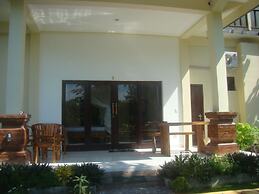 Villa Taman Padi