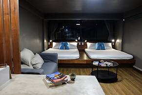 In A Box Hostel