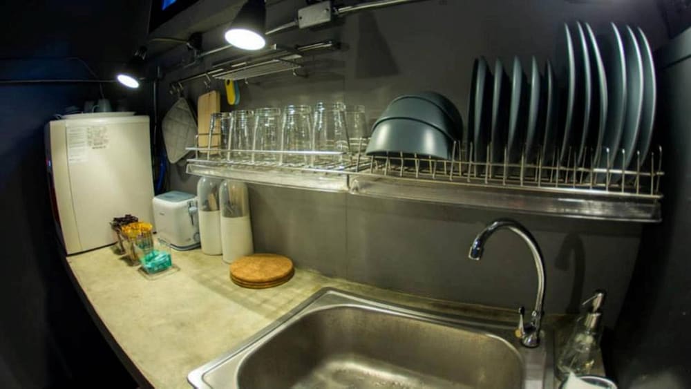 In A Box Hostel