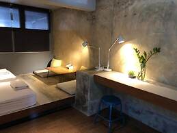 In A Box Hostel