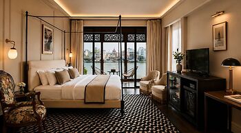 Amdaeng Bangkok Riverside Hotel