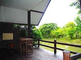 Cozy Resort