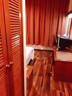 Global Hotel