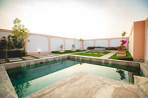 Buena Vista Luxury Resort
