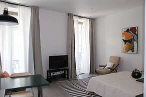 DoBairro Suites at Bairro Alto