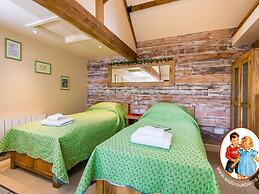 Widbrook Barns