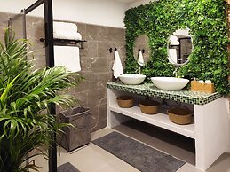 Maya Resort