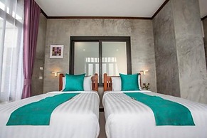 Lanta Corner Resort