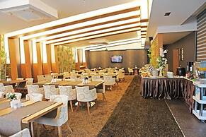 Grand Asos Hotel