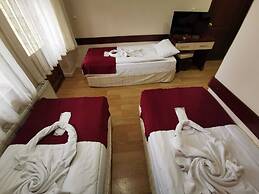 Sena Hotels