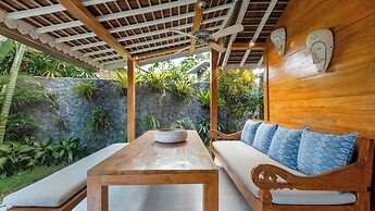 Villa Little Mannao by Villa Finder