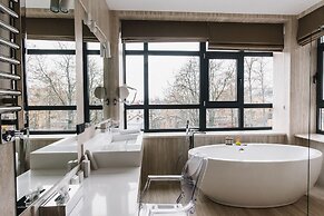 Noble Boutique Hotel