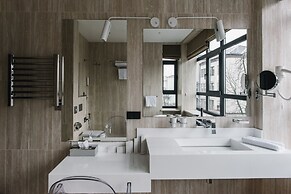 Noble Boutique Hotel