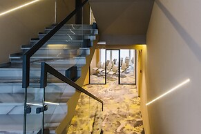 Noble Boutique Hotel