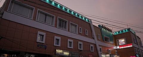 Hotel Embassy International