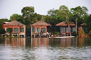 Lake House