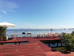 Lake House