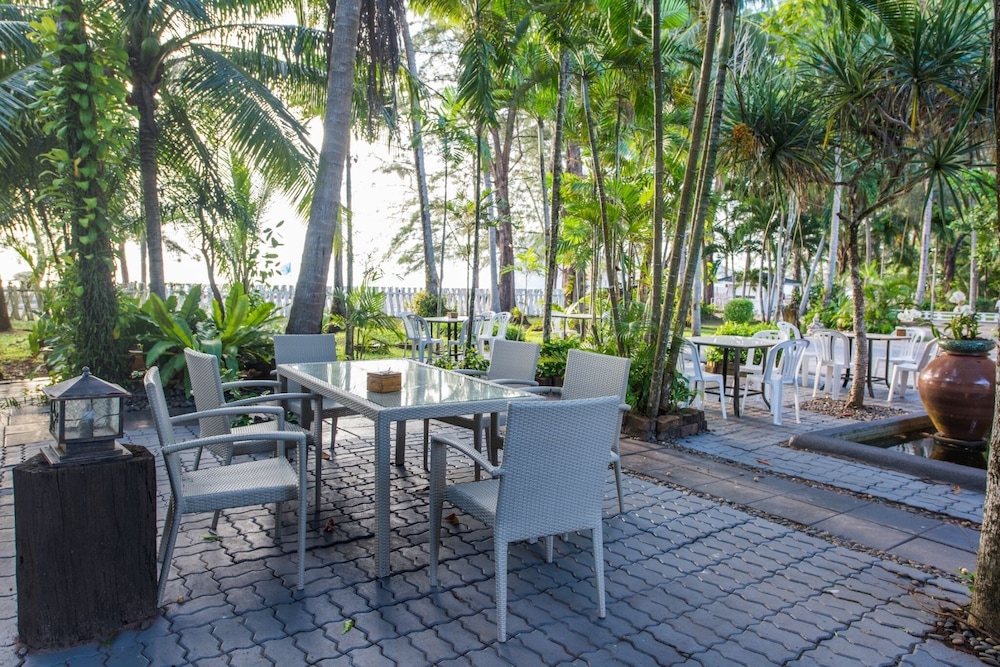 Pakmeng Resort