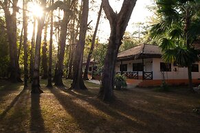 Pakmeng Resort